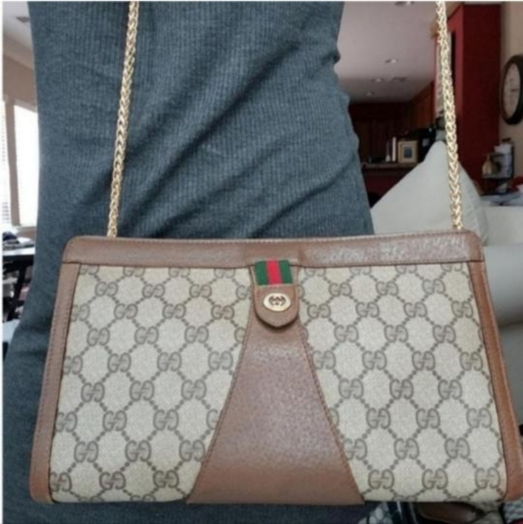 Gucci Handbags - Authentic Vintage Gucci GG Monogram Supreme Sherry Web Ophidia Clutch Crossbody